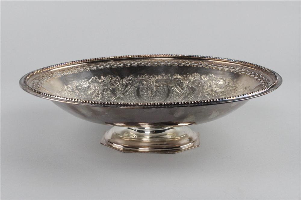 PAIR OF GRAND GEORGIAN SILVERPLATE 145ba3