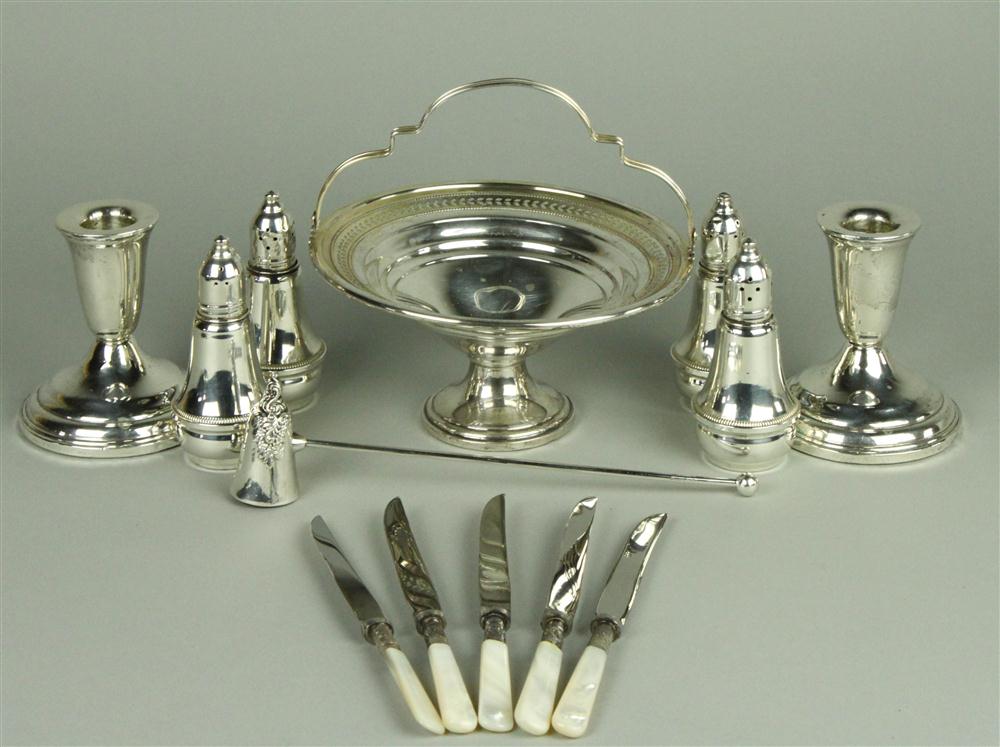 GROUP OF SILVER TABLE WARES including 145bdc