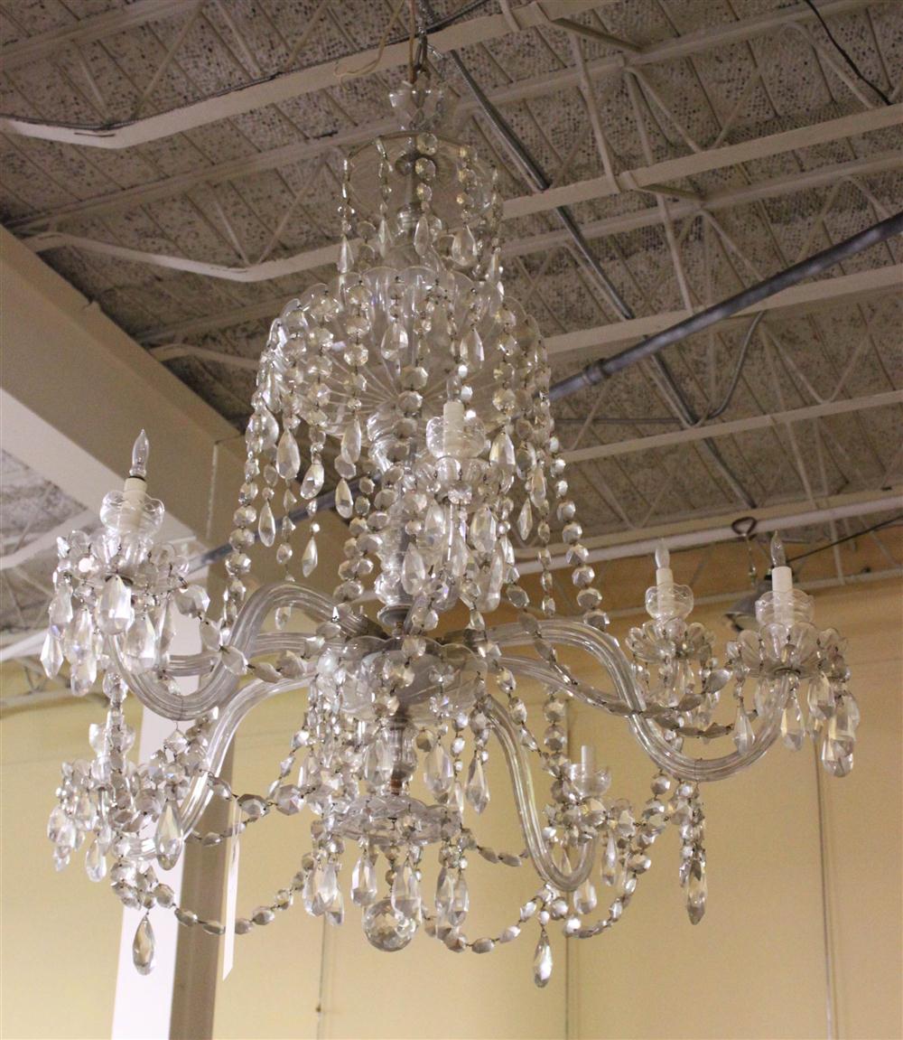 EIGHT LIGHT CRYSTAL CHANDELIER With