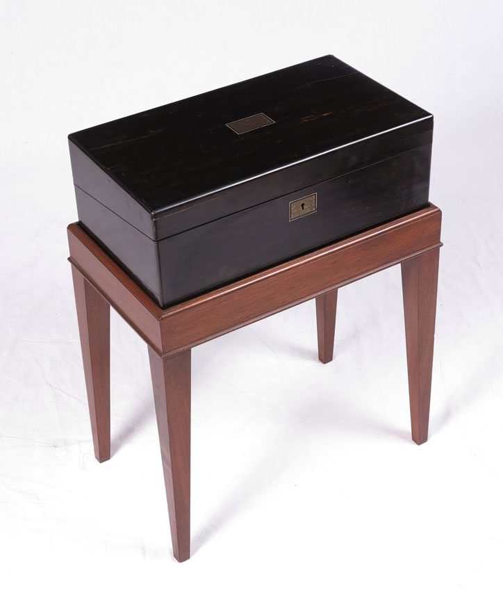 EBONIZED LAP DESK ON STAND: Fitted