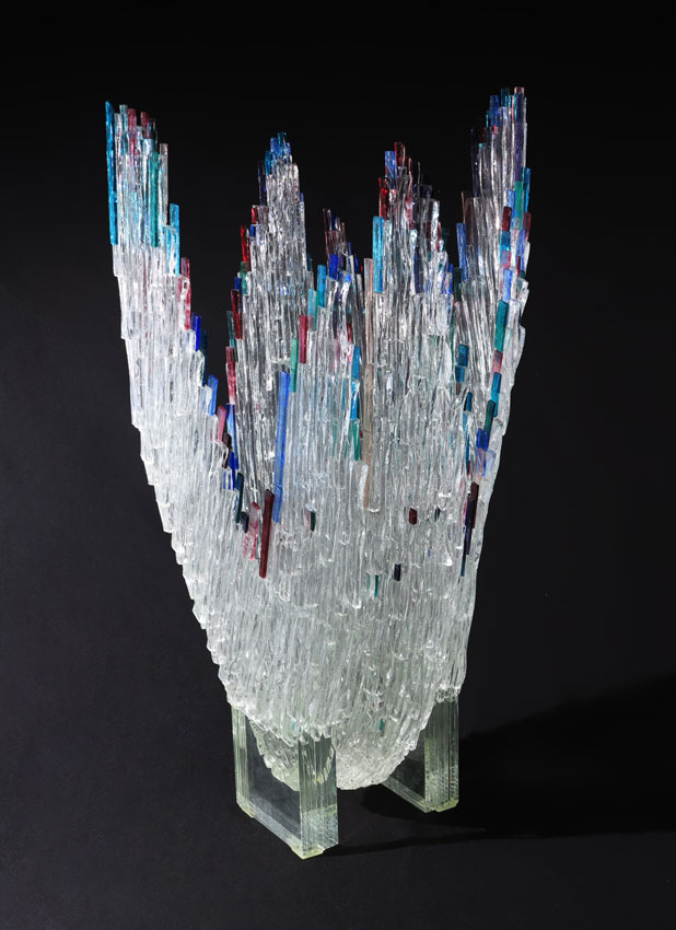 GUNDI ART GLASS SCULPTURE: Plate