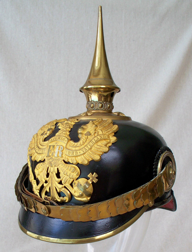 GERMAN WWI INFANTRY OFFICER'S PICKELHAUBE