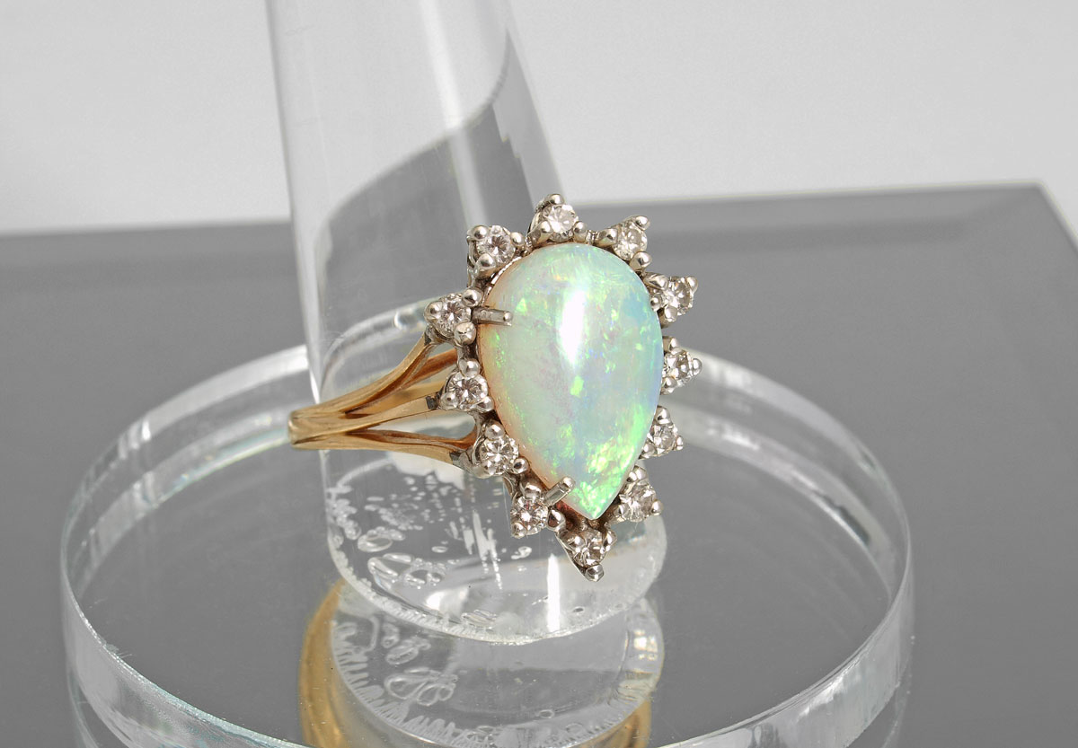 OPAL AND DIAMOND RING 14K yellow 145d64
