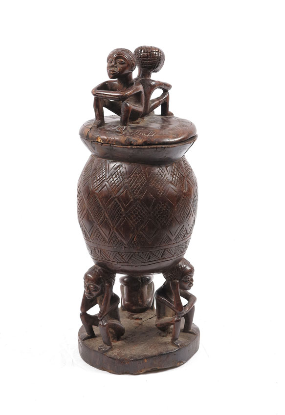 CARVED AFRICAN FIGURAL COVERED 145dfc