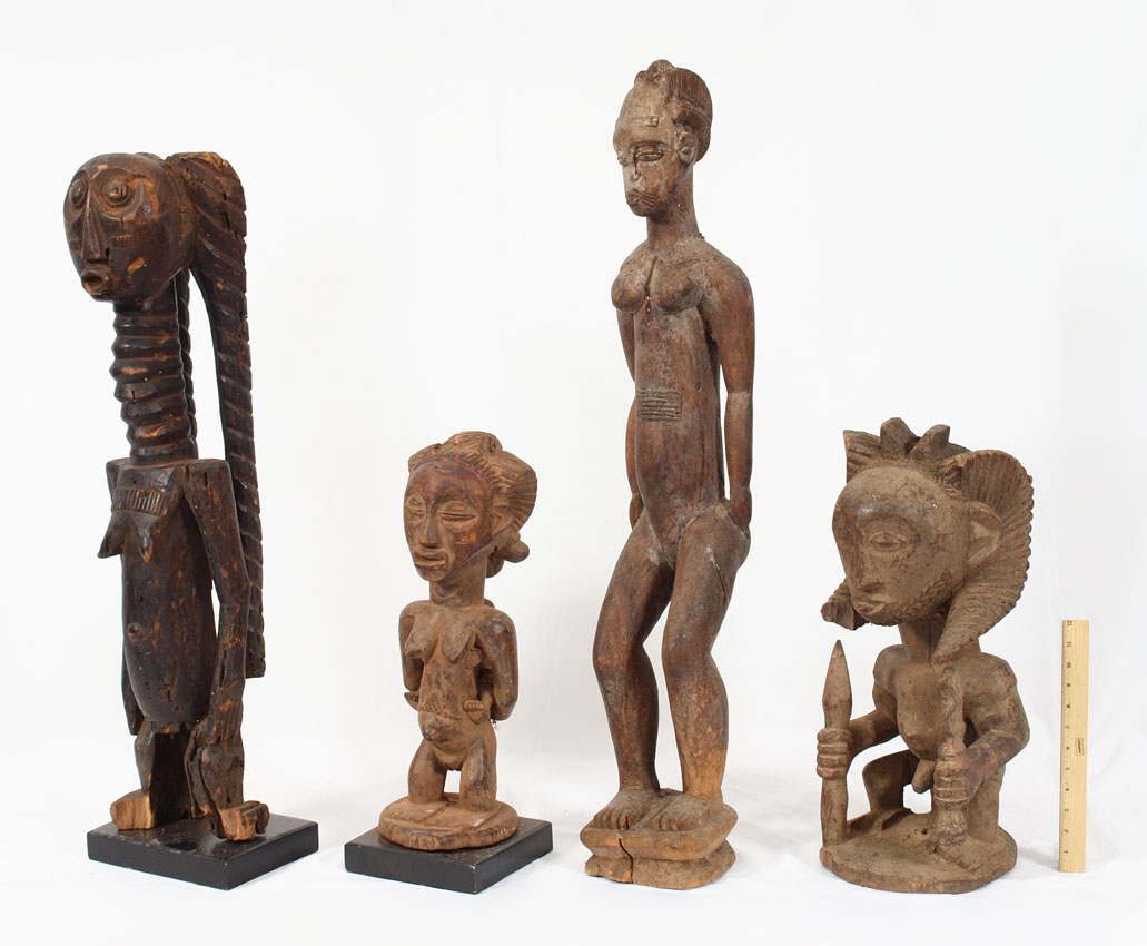 4 MIXED CARVED AFRICAN FIGURINES  145e25
