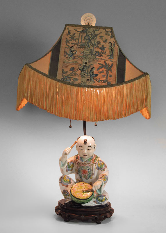 CHINESE PORCELAIN FIGURAL LAMP: With
