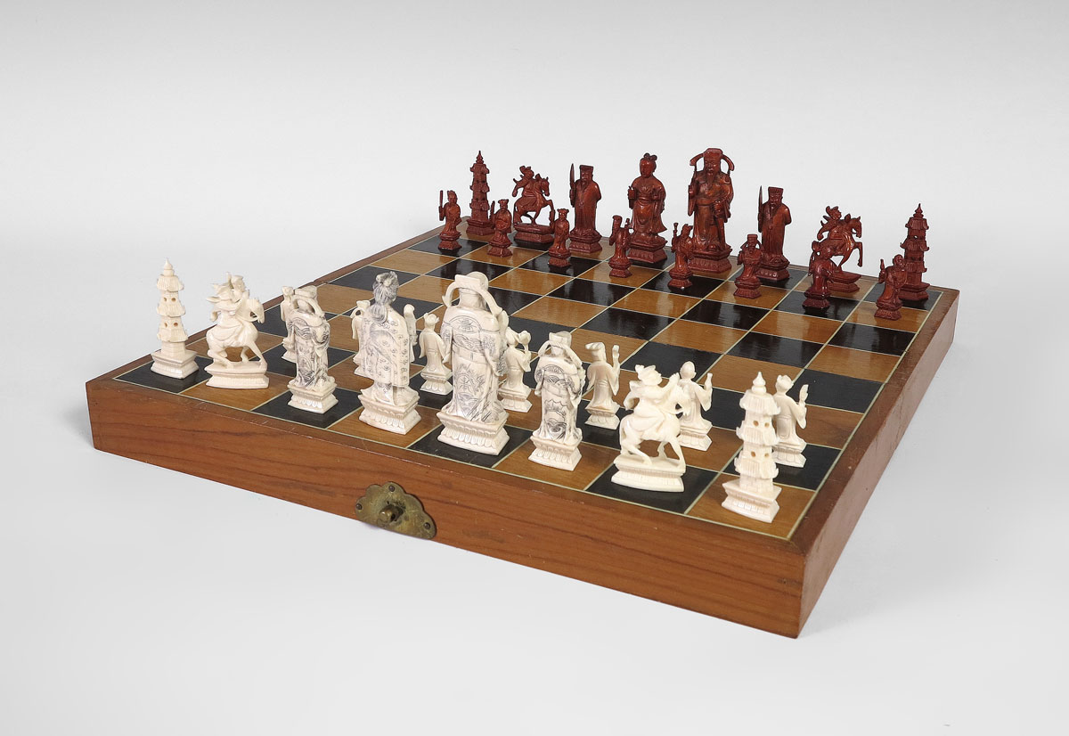 CARVED IVORY CHESS SET: Complete