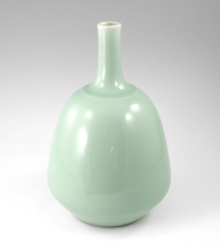 CHINESE BOTTLE VASE Approx 10  146171