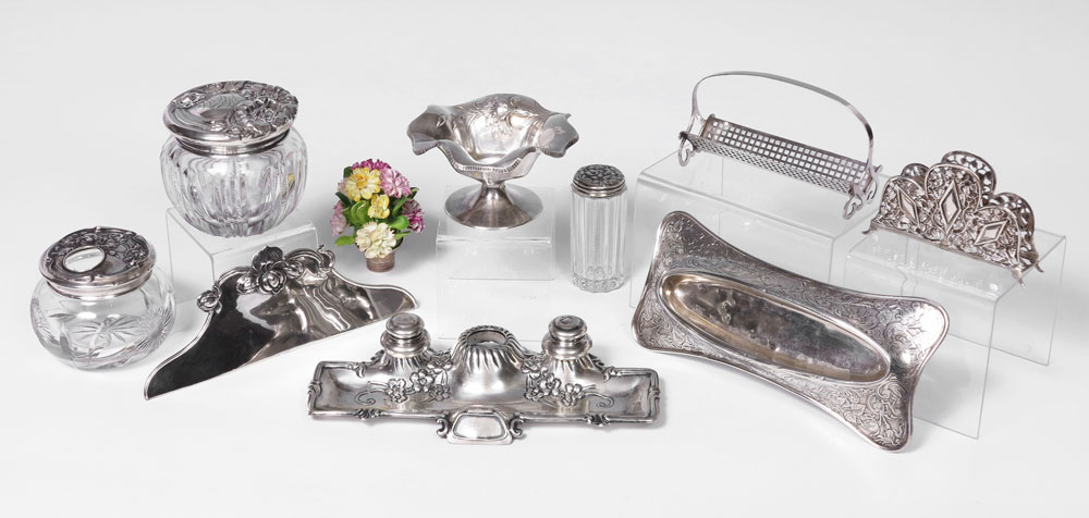 COLLECTION OF ART NOUVEAU STERLING OBJETS