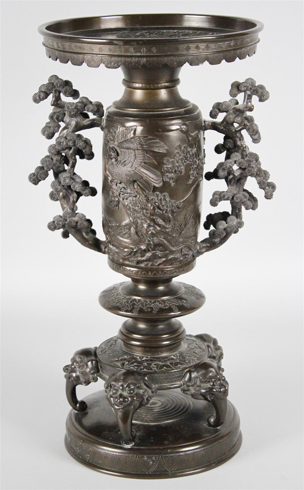 JAPANESE BRONZE CENSER of cylindrical 14620a