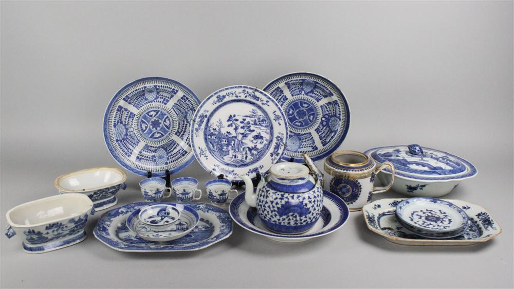 COLLECTION OF CHINESE EXPORT BLUE 146236