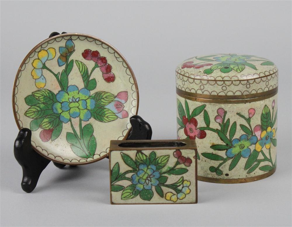 CLOISONNE ENAMEL SMOKING SET each 146244