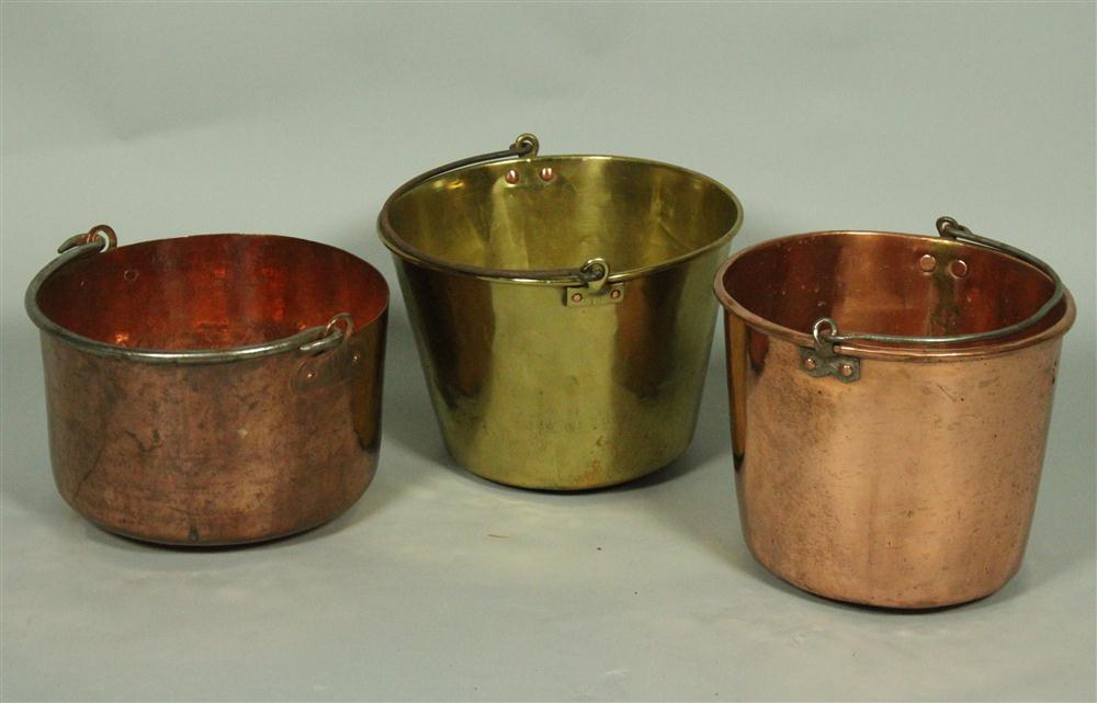 TWO COPPER AND ONE BRASS BUCKET 1462d8