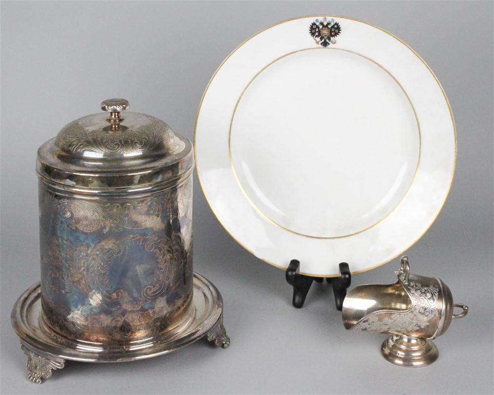 RUSSIAN IMPERIAL PORCELAIN DINNER