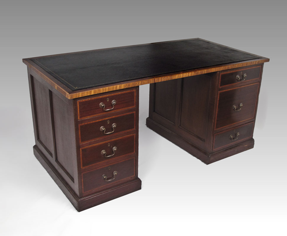 EDWARDIAN MAHOGANY DESK: Inset