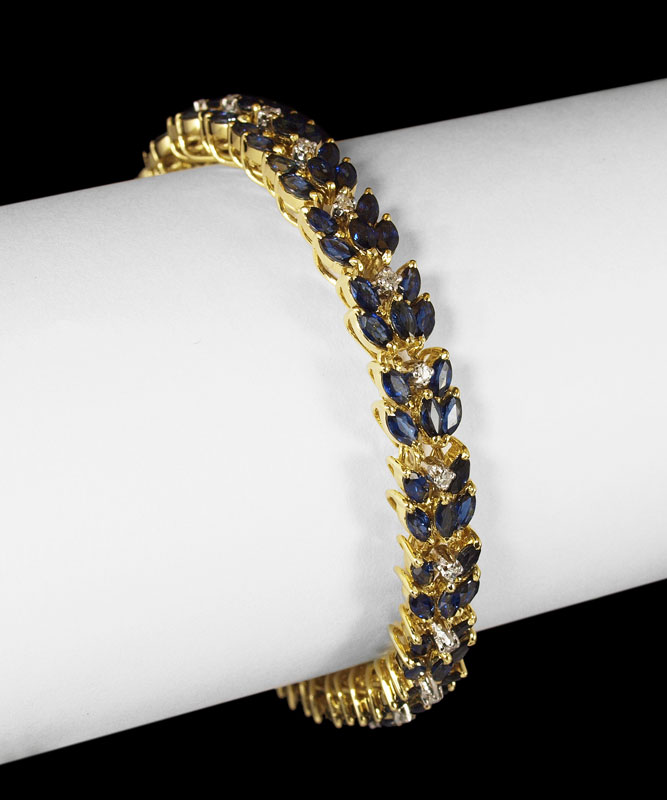 18K SAPPHIRE AND DIAMOND BRACELET  146578