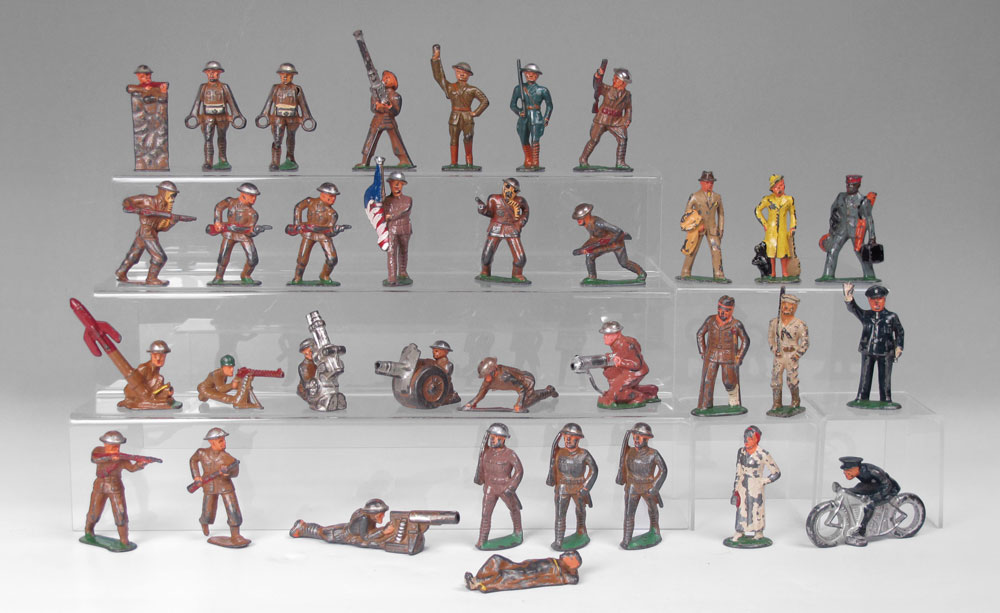 COLLECTION OF SOFT METAL ARMY FIGURINES  146584