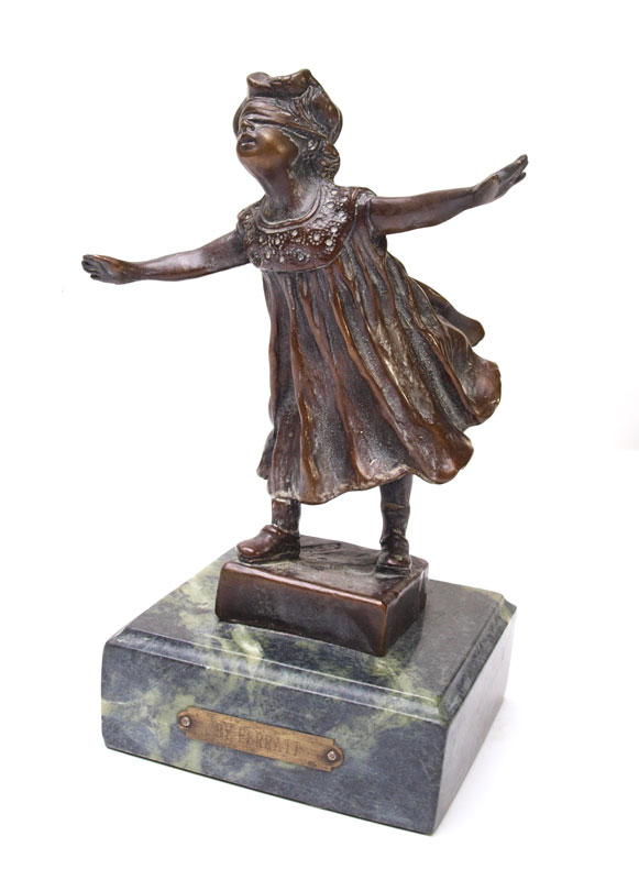 BLIND FOLDED BRONZE GIRL FIGURE  1465fb