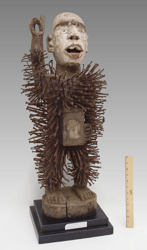 CARVED AFRICAN VILI NKISI FIGURE 14661a