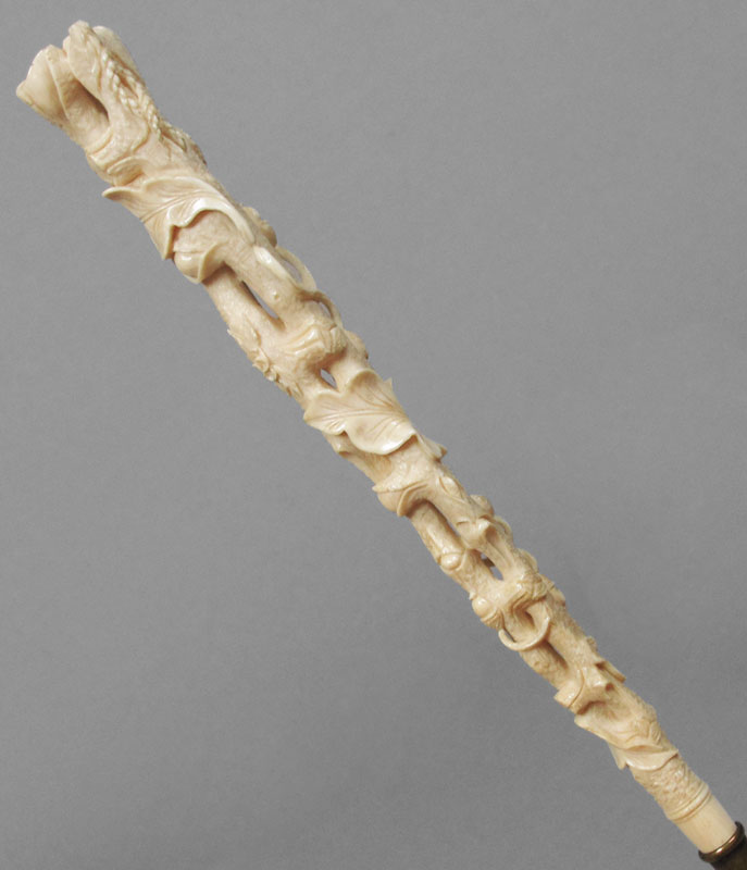 VICTORIAN CARVED IVORY HANDLE PARASOL  1468f7