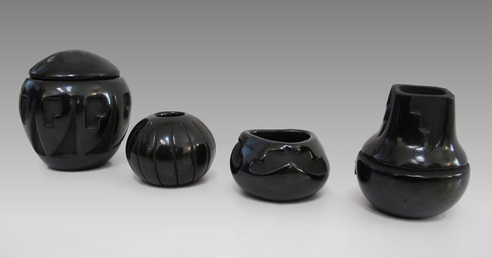 4 PIECE SANTA CLARA BLACK POTTERY: