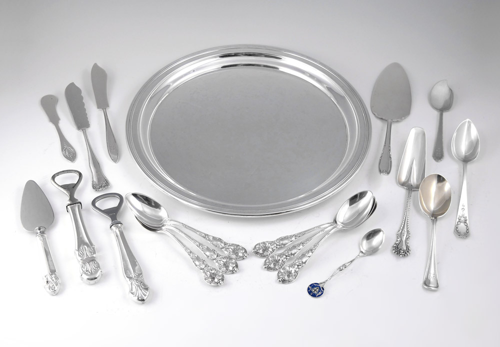 ESTATE COLLECTION OF STERLING FLATWARE 14698a
