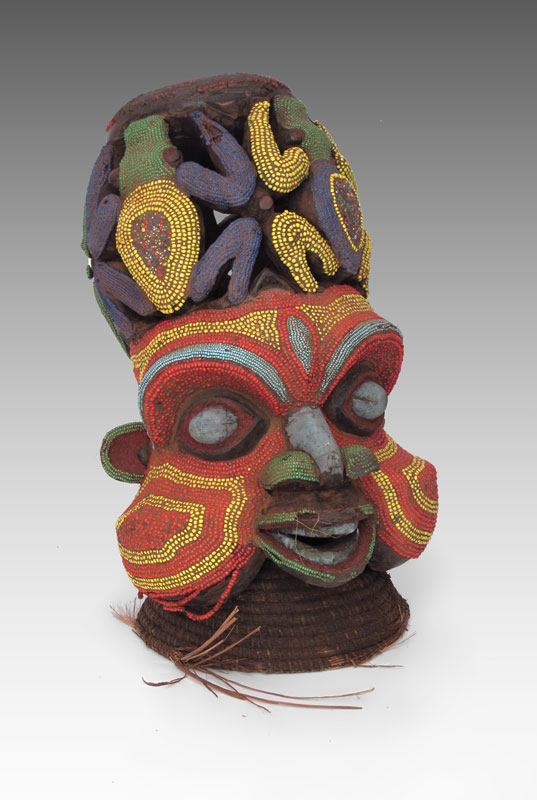 AFRICAN CAMROON BAMUM BEADED MASK 146a18