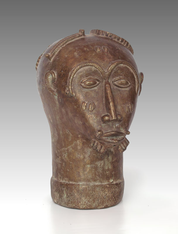 AFRICAN SMALL BRONZE HEAD SCULPTURE 146a41