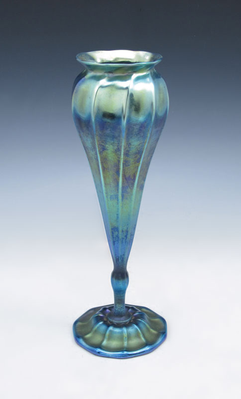 TIFFANY BLUE FAVRILE ART GLASS VASE: