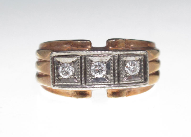 GENTS 14K GOLD & DIAMOND RING CA.