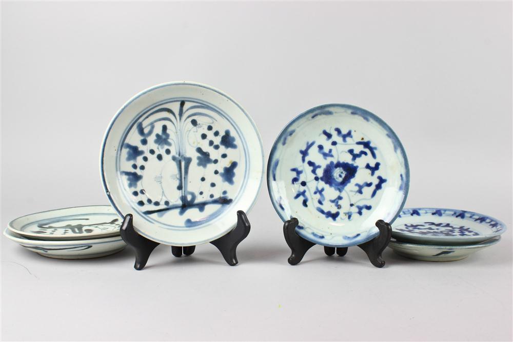 COLLECTION OF SIX BLUE AND WHITE