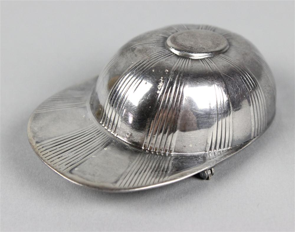 ENGLISH SILVER JOCKEY CAP PIN (LONDON