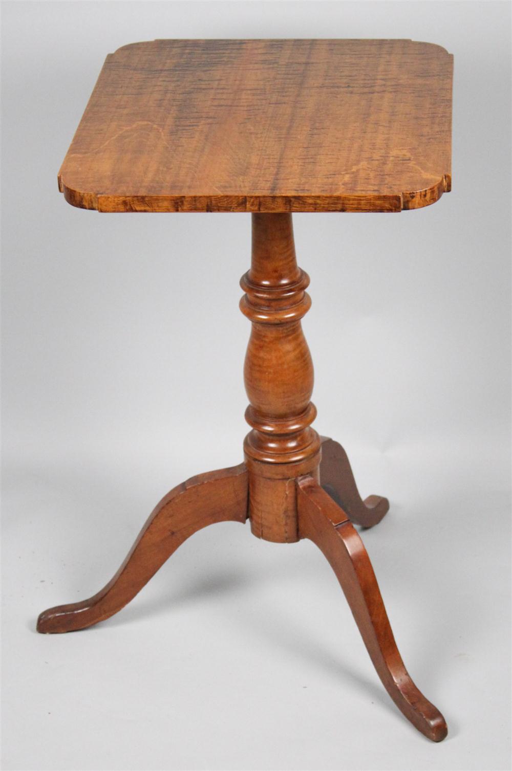 FEDERAL TIGER MAPLE CANDLESTAND 146ce6