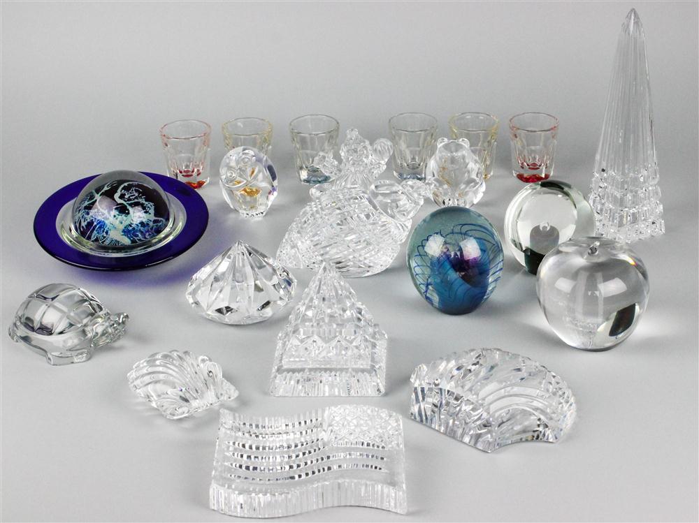 GROUP OF STEUBEN BACCARAT AND WATERFORD 146d70