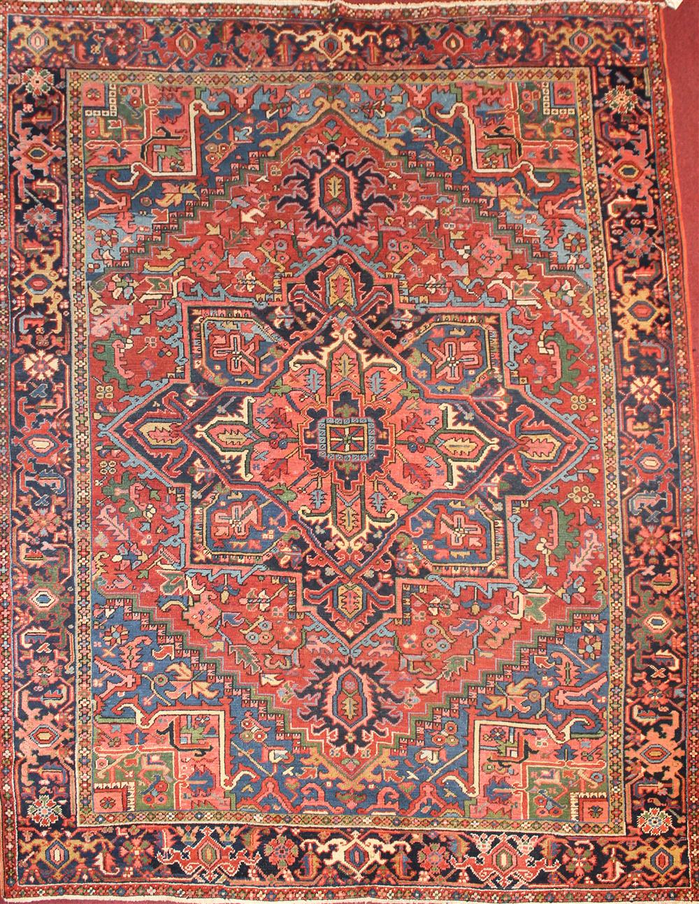 HERIZ RUG approx 9 1 x 7 2  146e5c