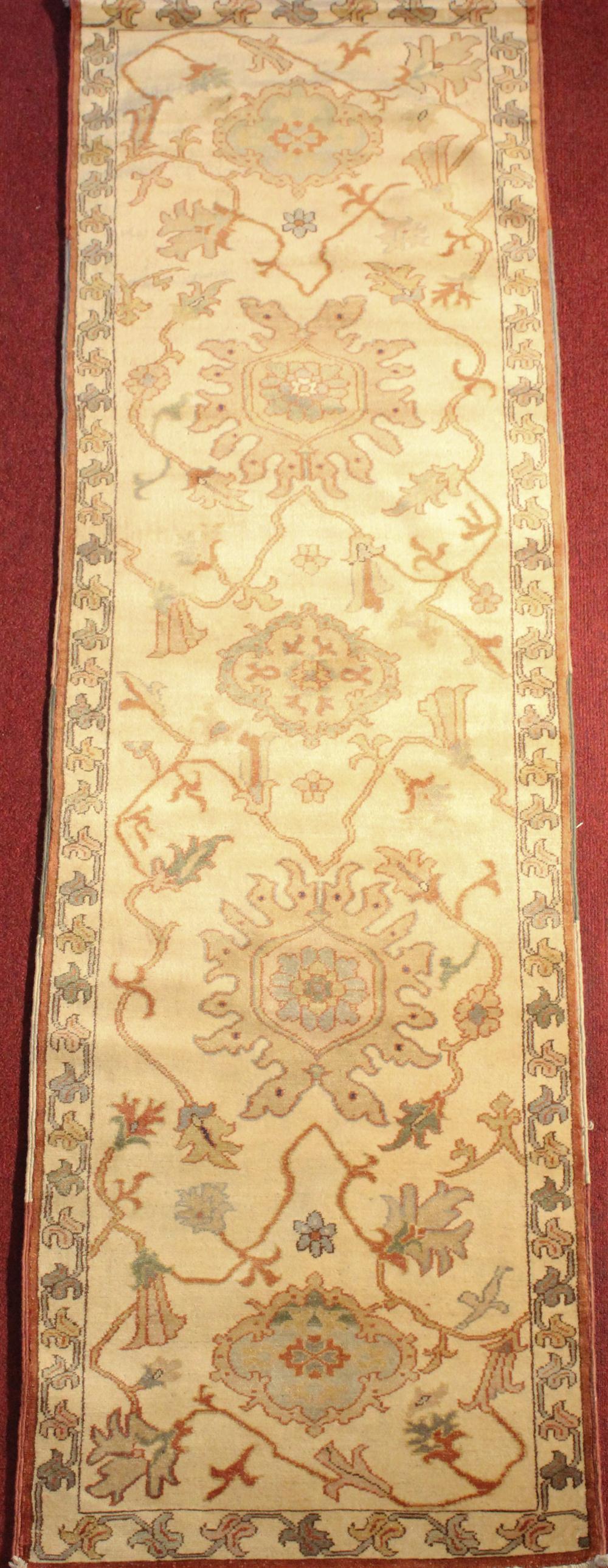 EGYPTIAN SULTANABAD WOOL RUG approx.