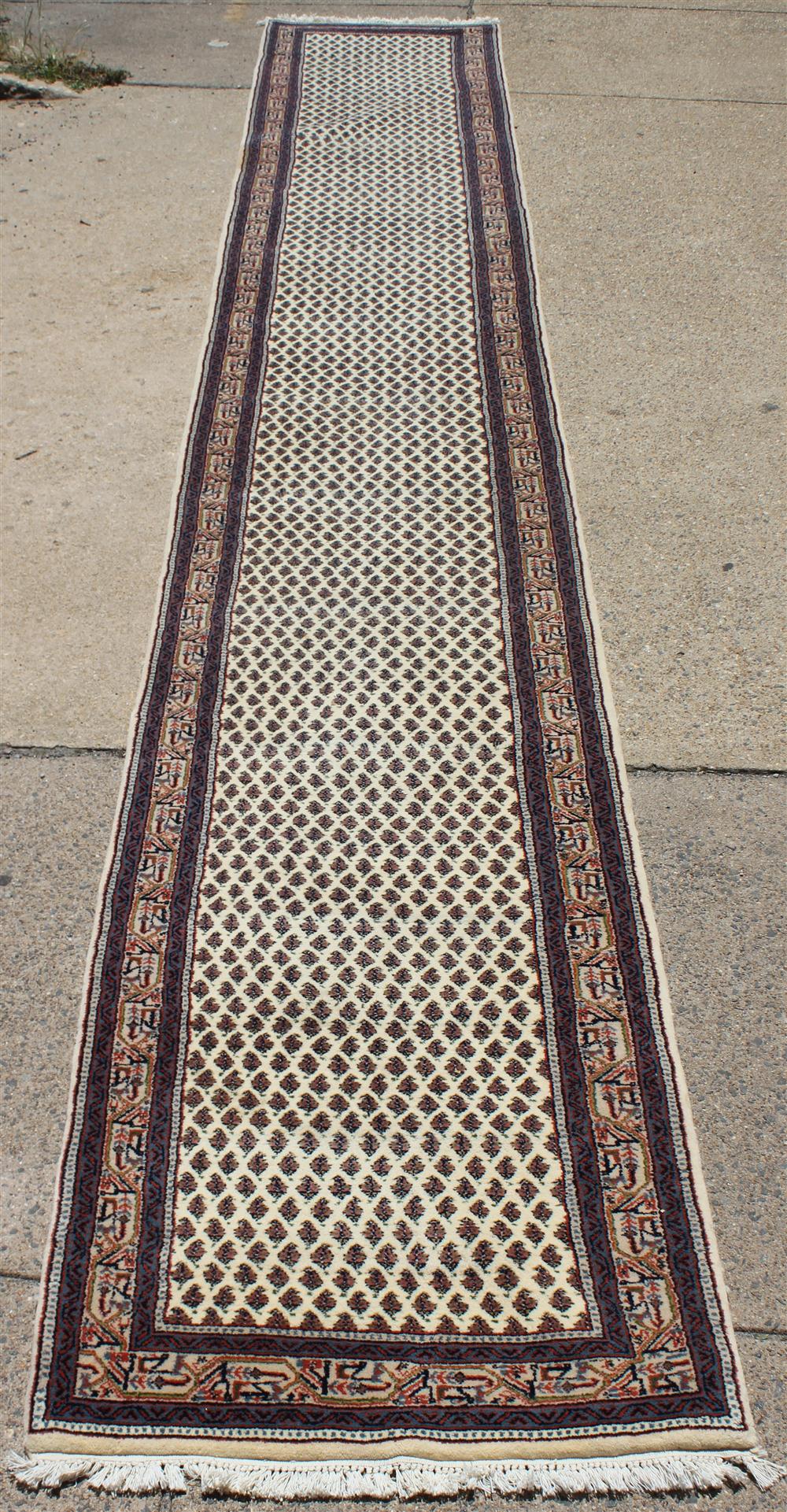 TABRIZ RUG approx 12 8 x 11  146e98