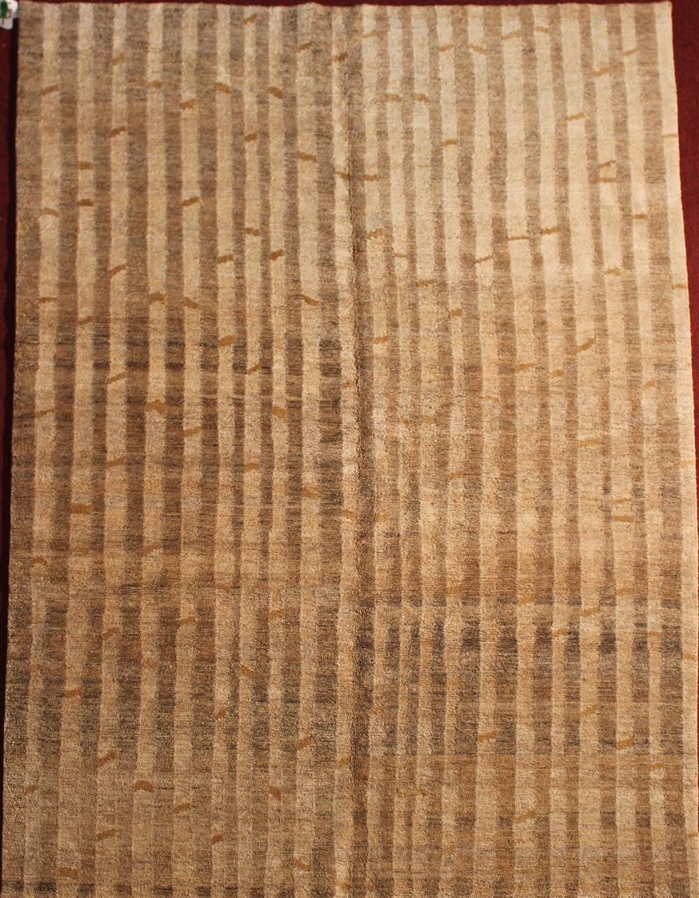 CONTEMPORARY WOOL RUG approx. 7'