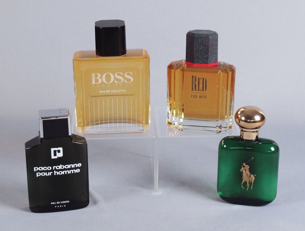 4 SCENTS FOR MEN FACTICE BOTTLES  1470c1