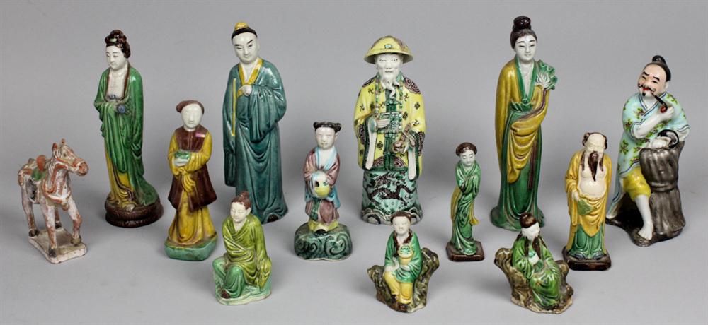 GROUP OF CHINESE SMALL FIGURES 14712b