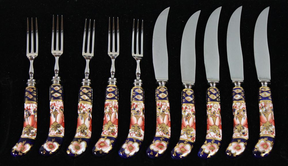 ROYAL CROWN DERBY IMARI PATTERN CUTLERY