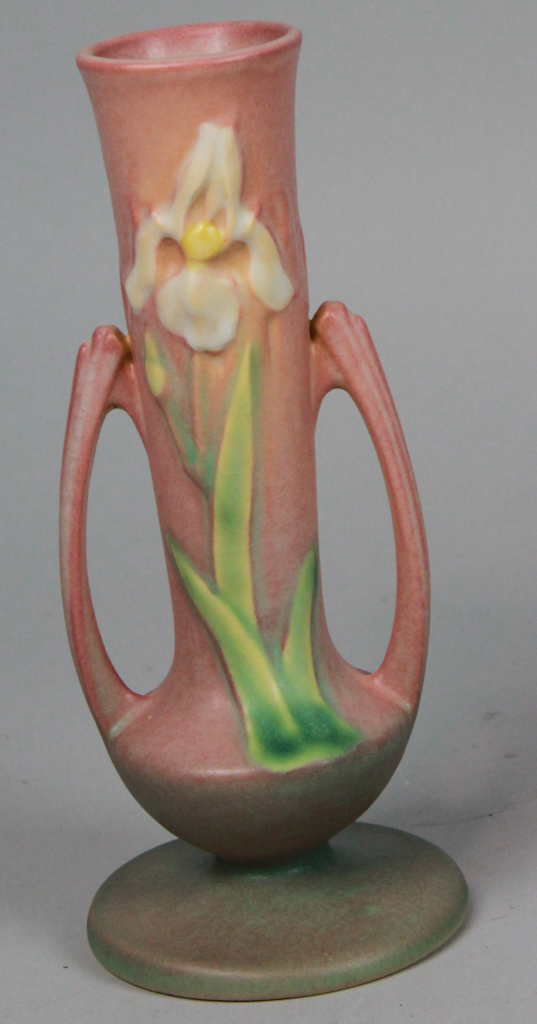 ROSEVILLE POTTERY IRIS BUD VASE pattern