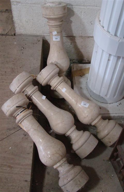 FOUR VINTAGE MARBLE BALUSTERS h:20.50 in.