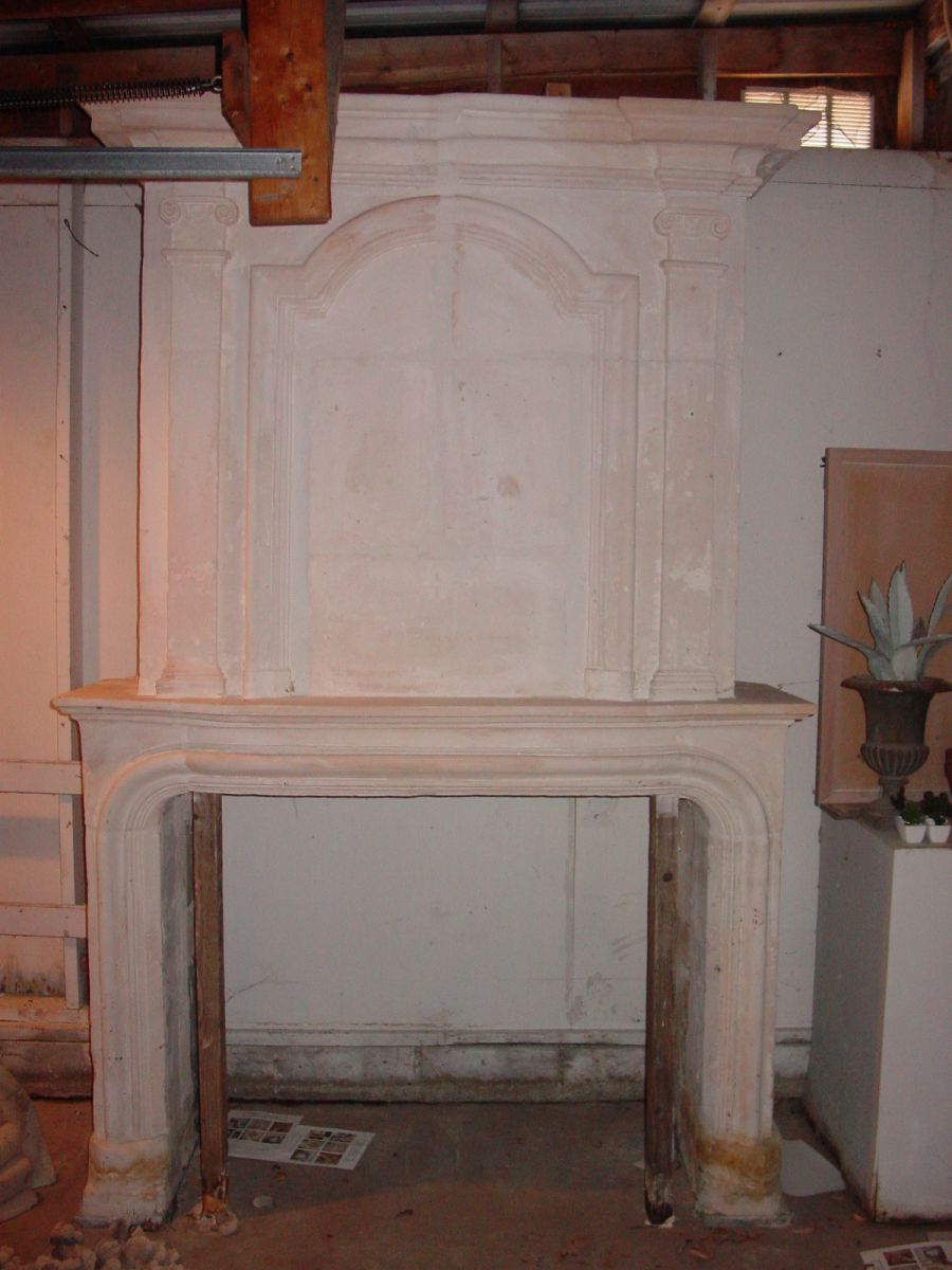 LIMESTONE CHIMNEY PIECE FIREPLACE 14525d