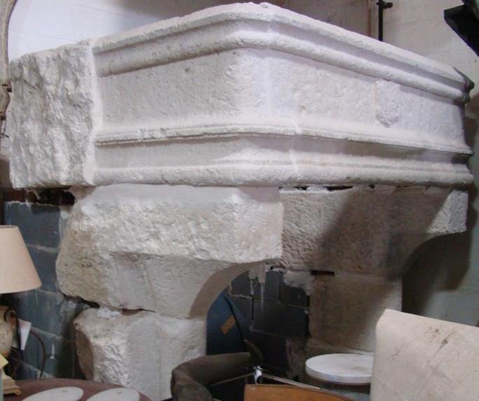 FRENCH RENAISSANCE LIMESTONE CHIMNEY 14525b