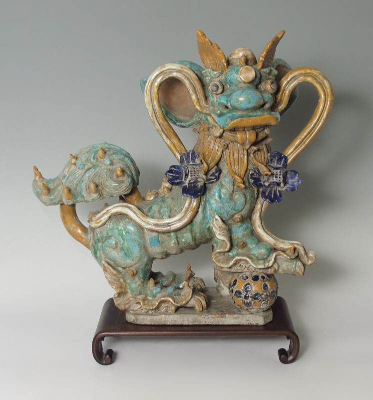 CHINESE POLYCHROME EARTHENWARE