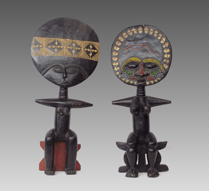 PAIR OF AFRICAN SEATED BEADED FIGURES  1454f5