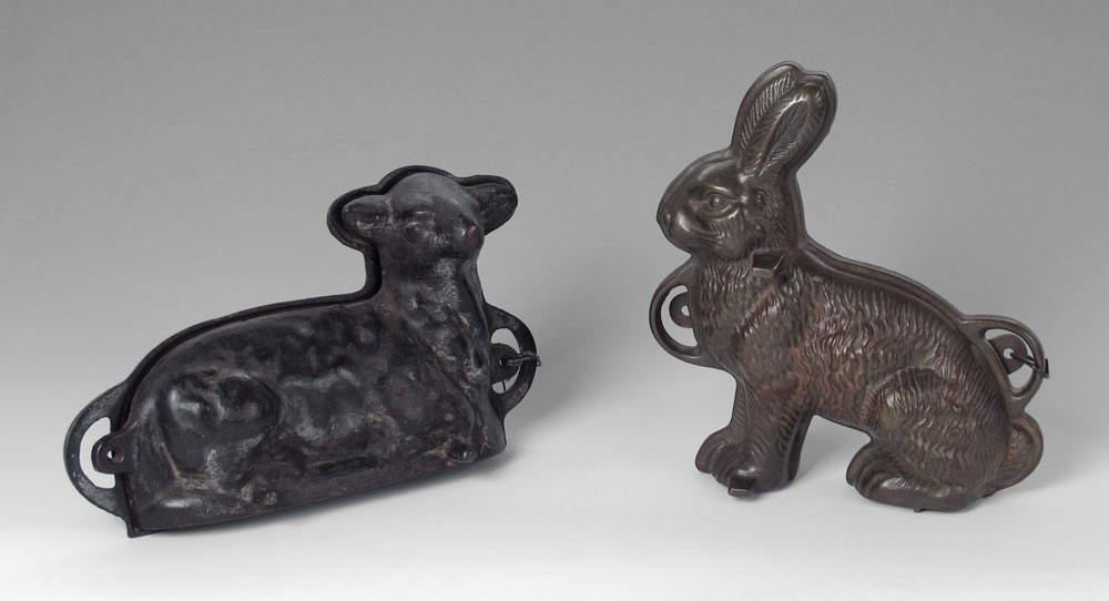 GRISWOLD CAST IRON RABBIT AND LAMB MOLDS: