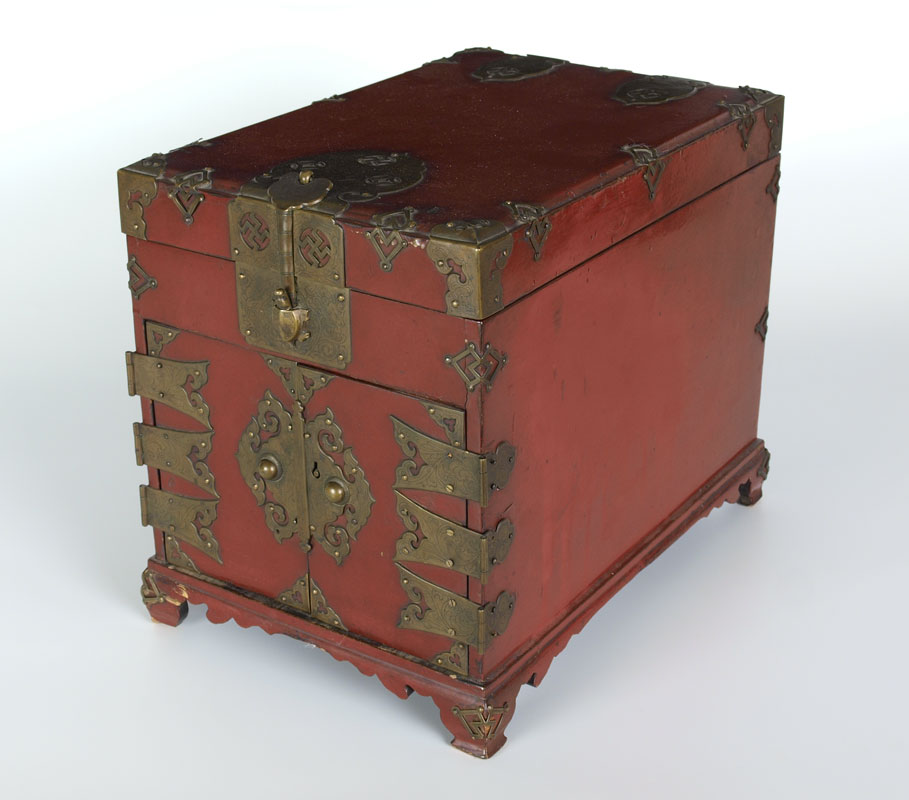 KOREAN RED LACQUER CHEST: Red lacquer