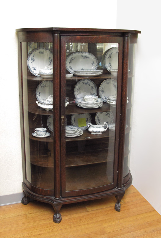 TIGER OAK TRIPLE BOWFRONT CHINA CURIO